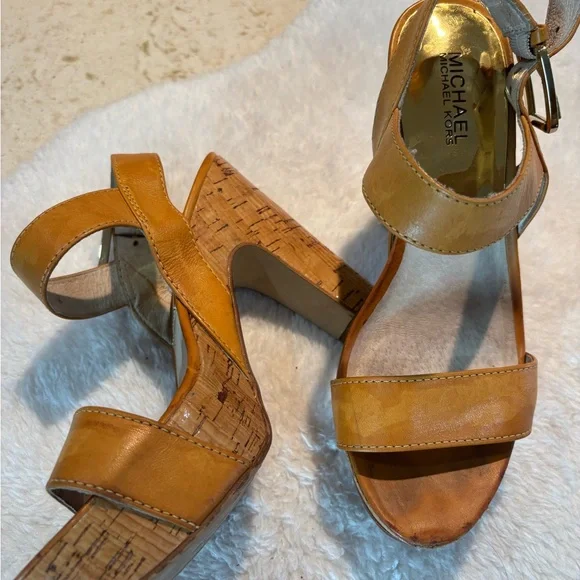 Michael Kors Gold and Tan Women's Sandals - Picture 7 of 7